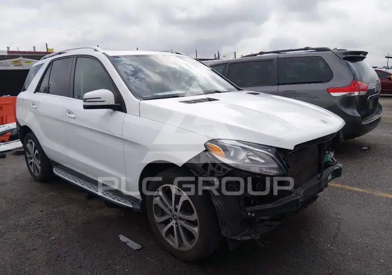 2017 Mercedes Benz GLE 350 фото