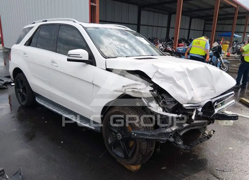 2017 Mercedes Benz GLE 350 photo