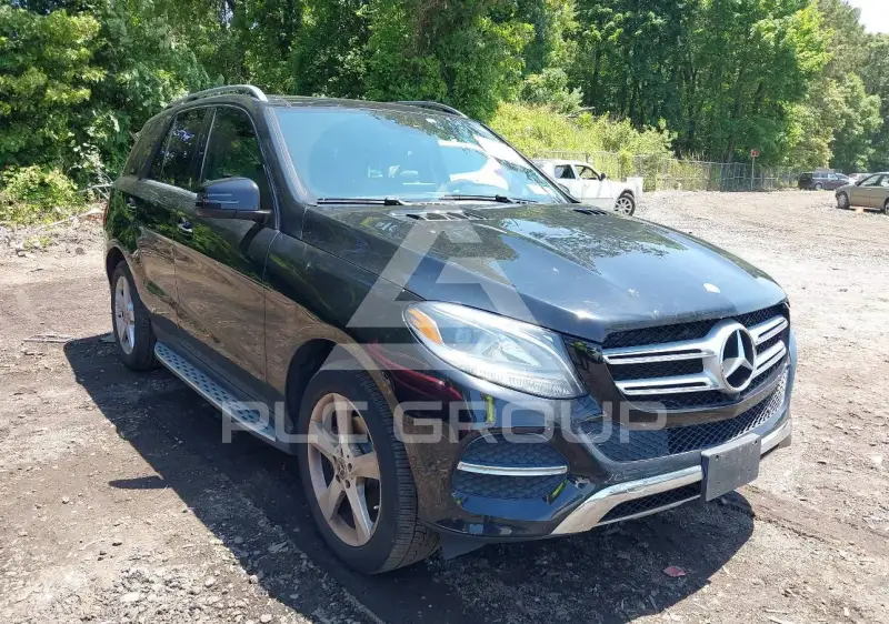2017 Mercedes Benz GLE 350 фото
