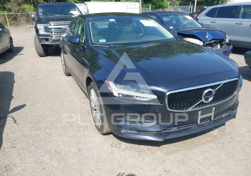 2017 Volvo S90 фото