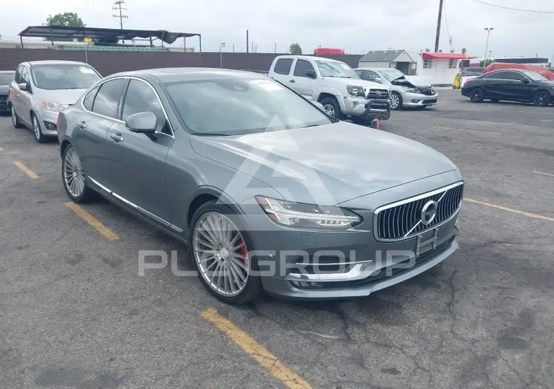 2017 Volvo S90 фото
