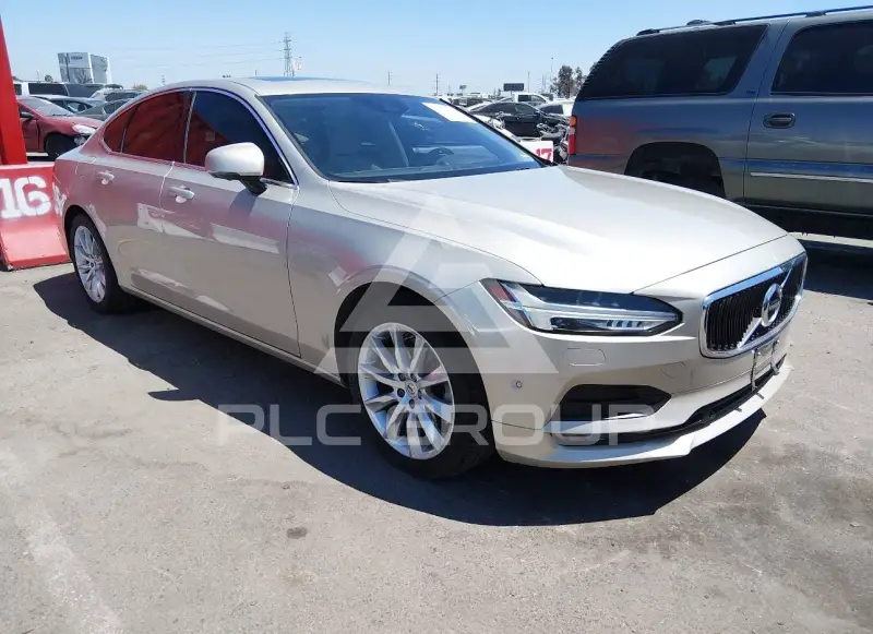 2017 Volvo S90 фото