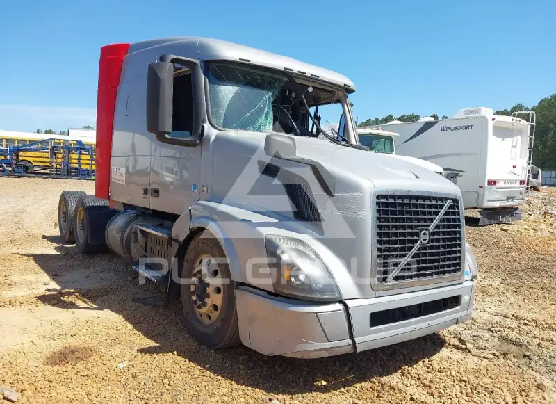 2017 Volvo VNL фото