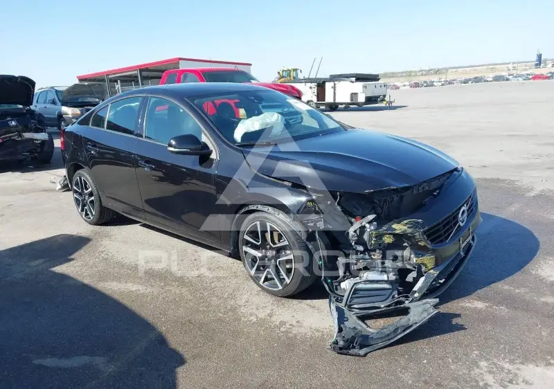 2017 Volvo S60 фото