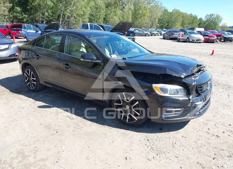 2017 Volvo S60 photo