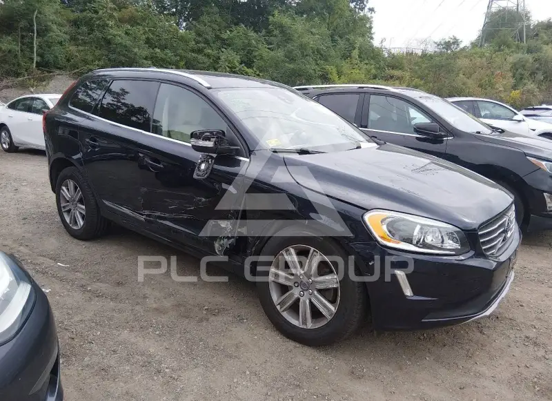 2017 Volvo XC60 photo
