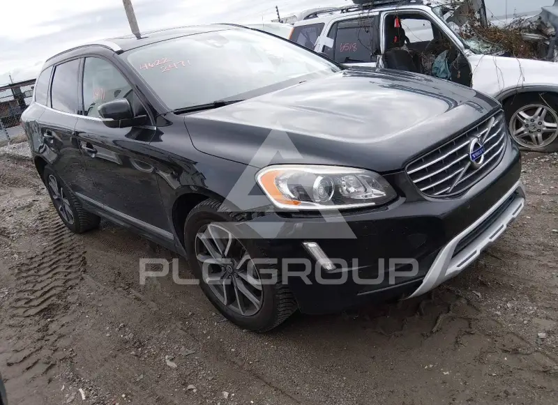 2017 Volvo XC60 фото