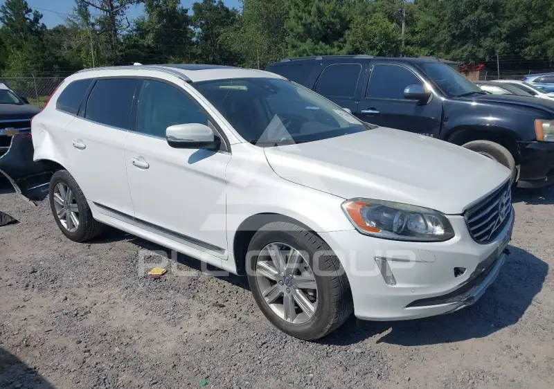 2017 Volvo XC60 photo