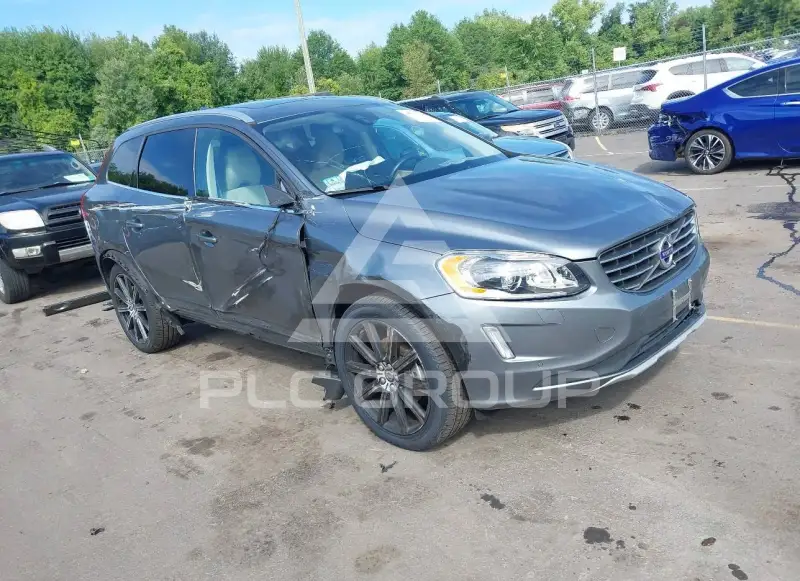 2017 Volvo XC60 фото