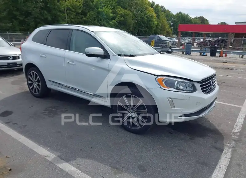 2017 Volvo XC60 фото