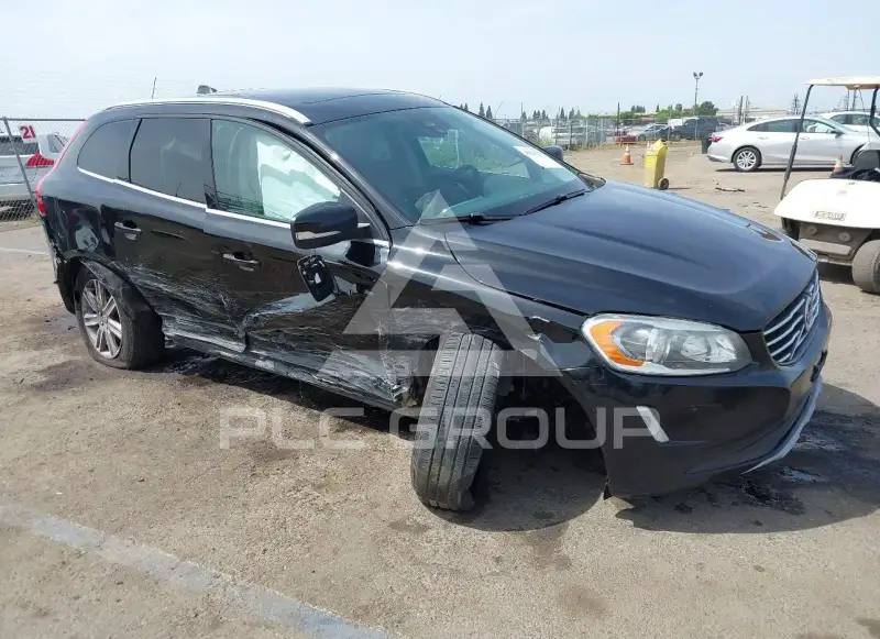 2017 Volvo XC60 photo
