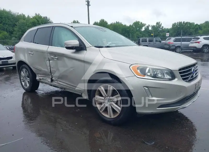 2017 Volvo XC60 photo