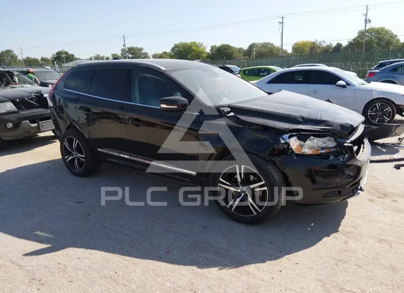 2017 Volvo XC60 photo