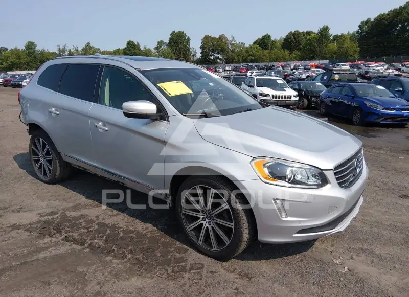 2017 Volvo XC60 фото