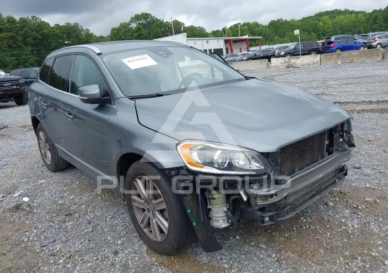 2017 Volvo XC60 фото