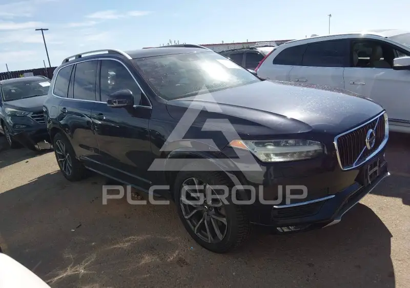 2017 Volvo XC90 photo