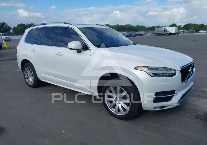 2017 Volvo XC90 photo