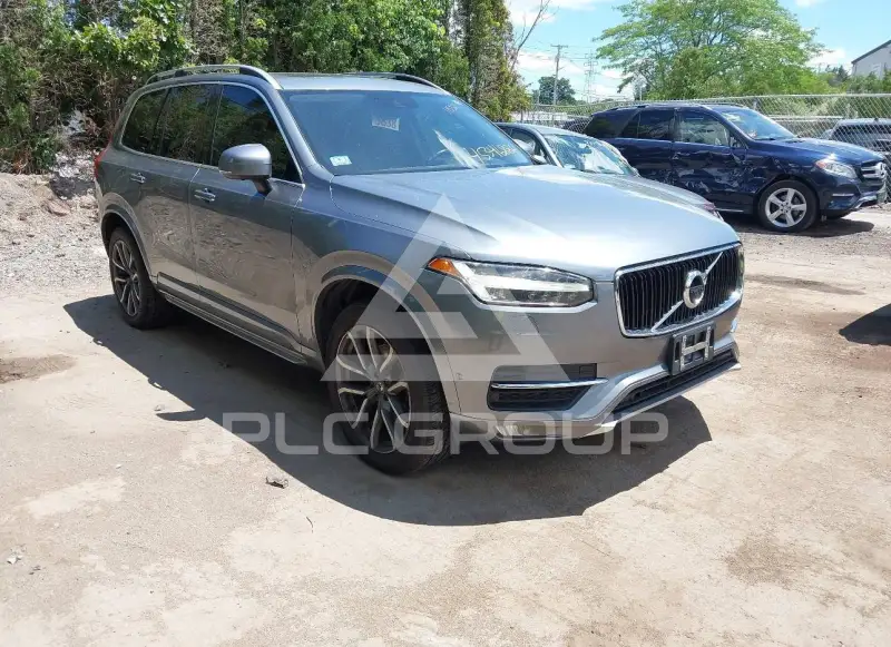 2017 Volvo XC90 photo