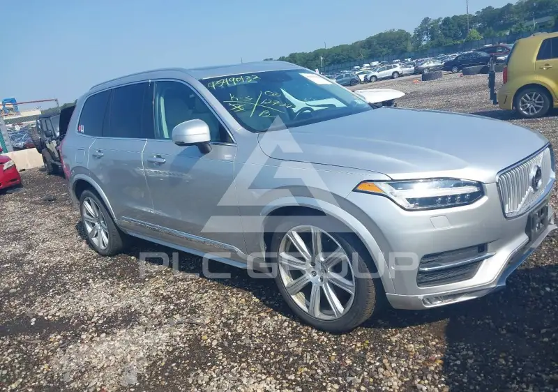 2017 Volvo XC90 фото