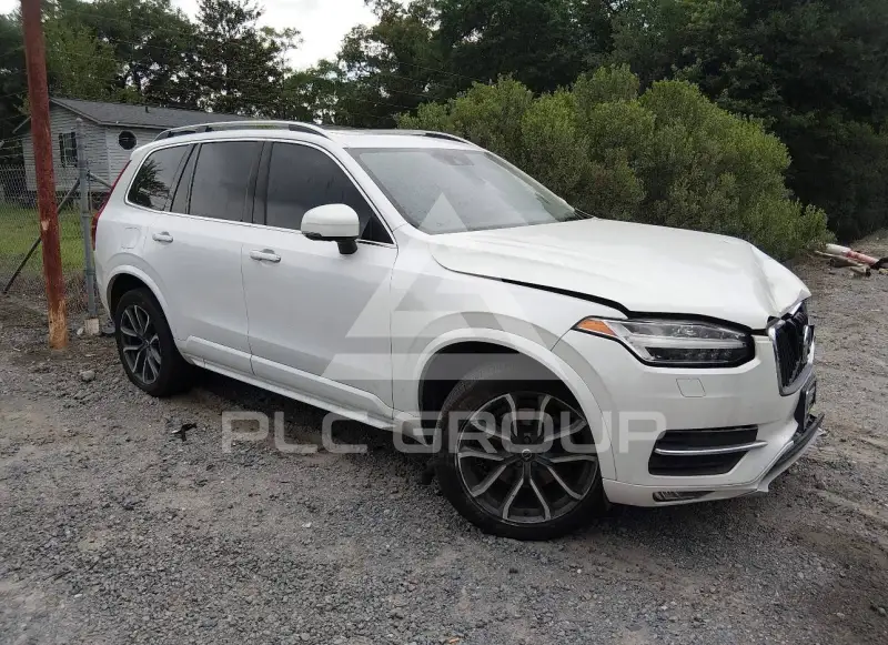 2017 Volvo XC90 photo