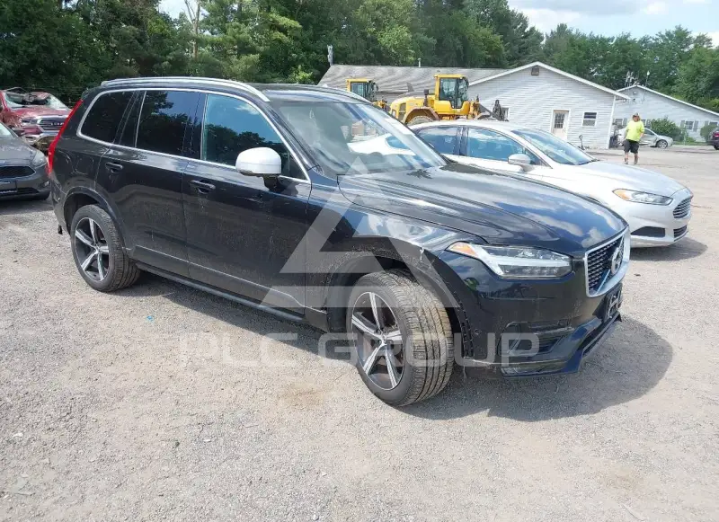 2017 Volvo XC90 фото