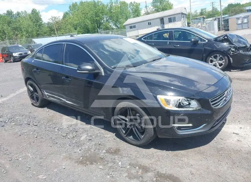 2017 Volvo S60 фото