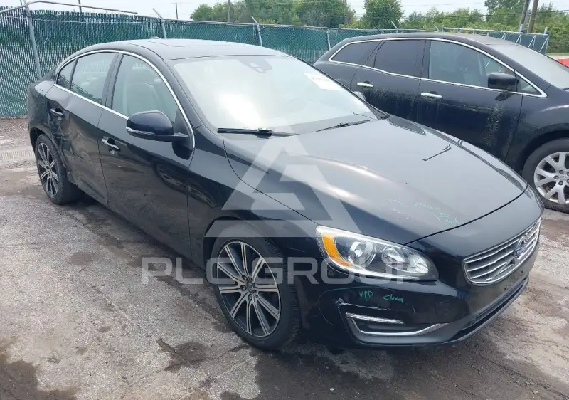 2017 Volvo S60 фото