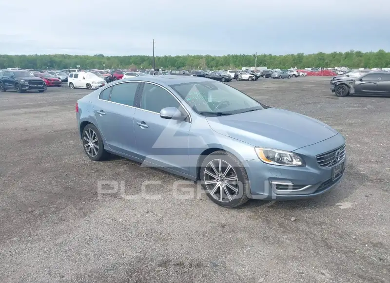 2017 Volvo S60 фото