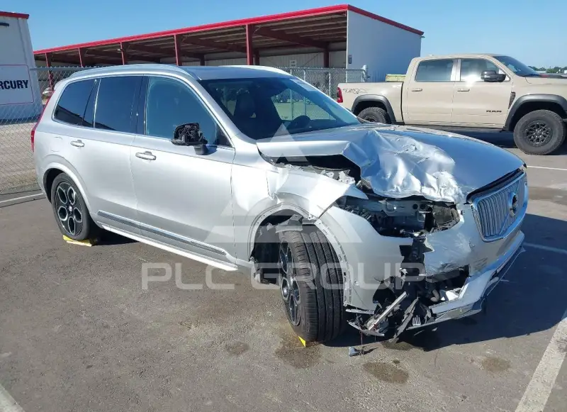 2017 Volvo XC90 фото