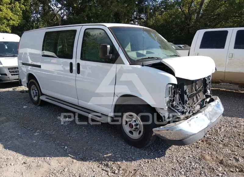 2017 GMC SAVANA фото