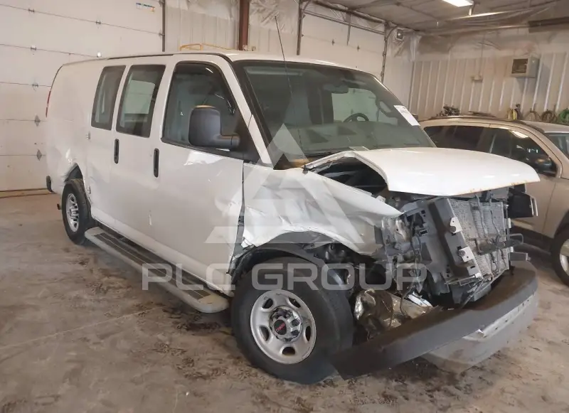 2017 GMC SAVANA фото