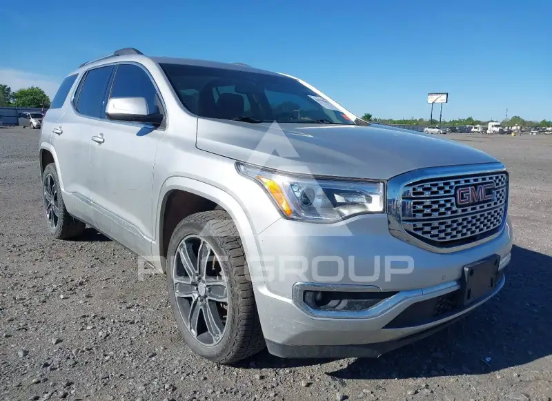 2017 GMC ACADIA photo