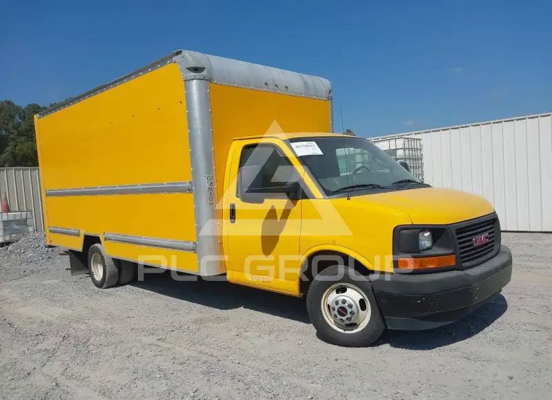 2017 GMC Savana фото