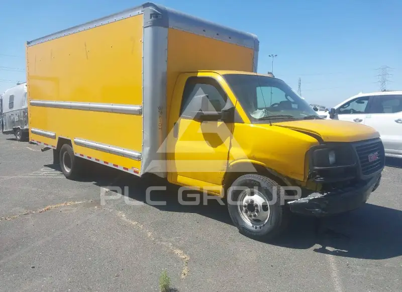 2017 GMC Savana фото