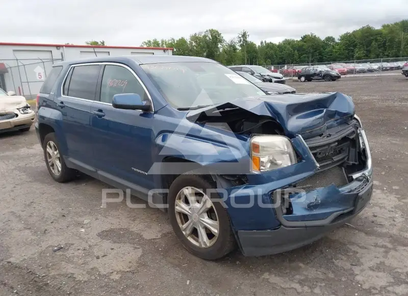2017 GMC TERRAIN photo