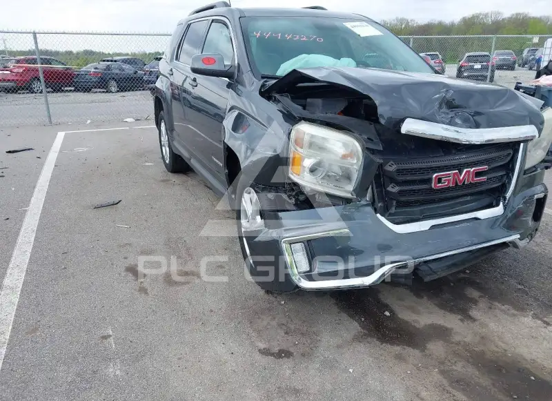 2017 GMC TERRAIN photo