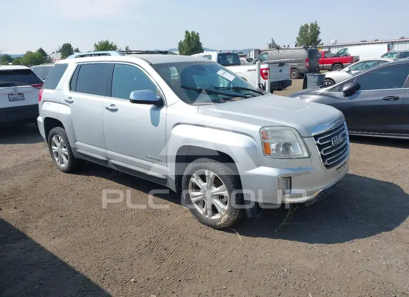 2017 GMC TERRAIN photo