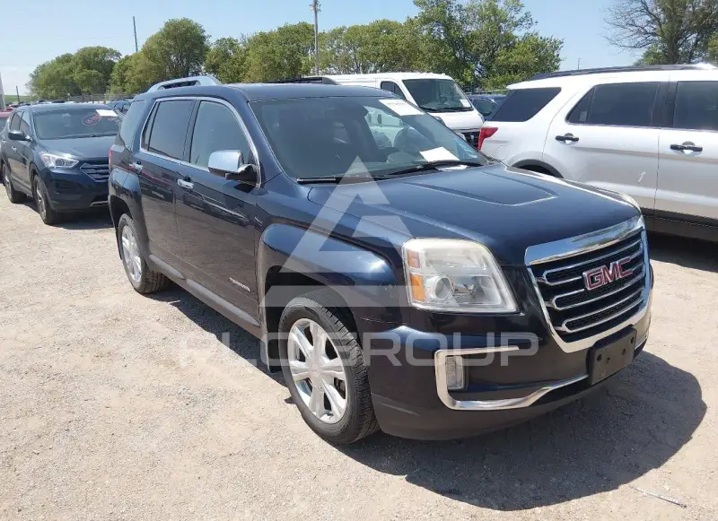2017 GMC TERRAIN photo
