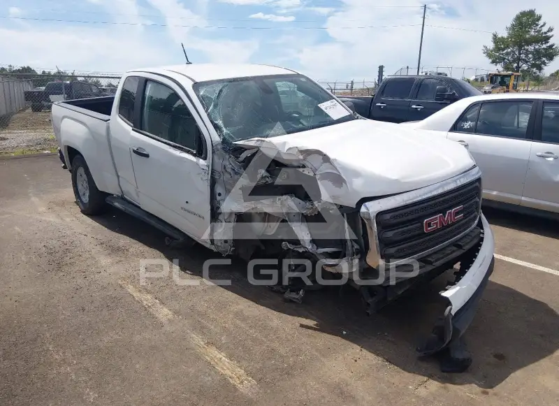 2017 GMC CANYON photo