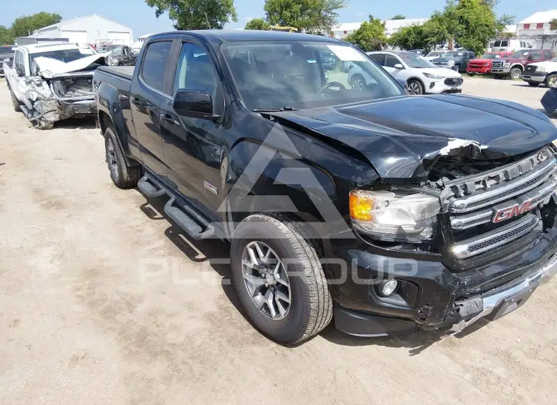 2017 GMC CANYON photo