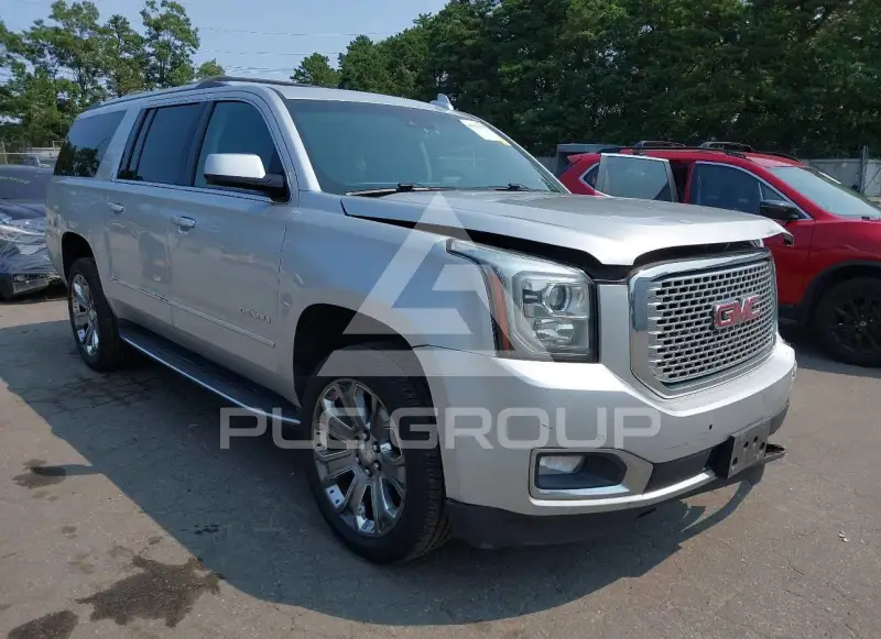 2017 GMC YUKON photo