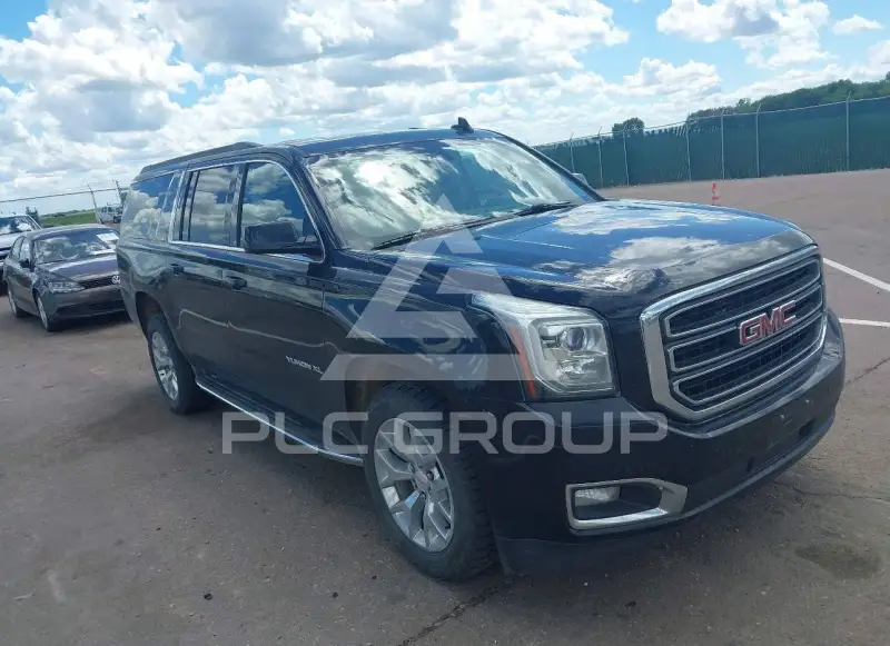 2017 GMC YUKON фото