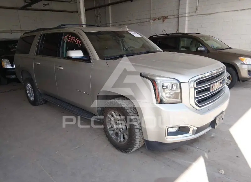2017 GMC YUKON фото