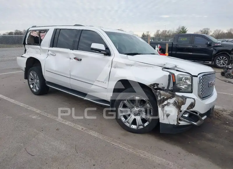2017 GMC YUKON photo