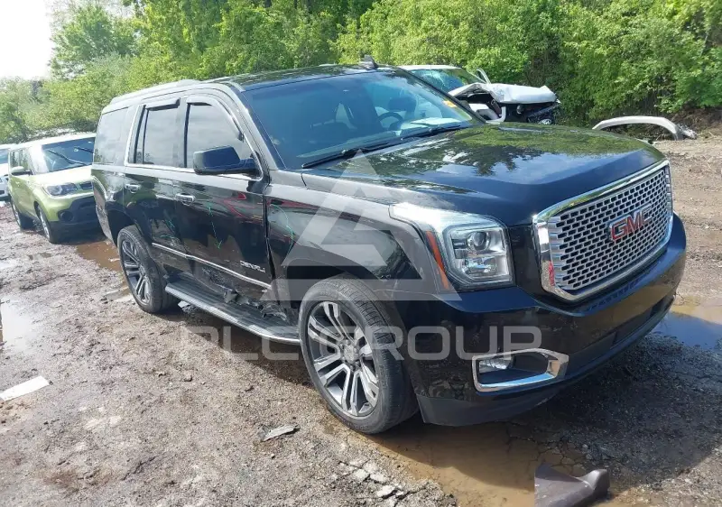 2017 GMC YUKON фото