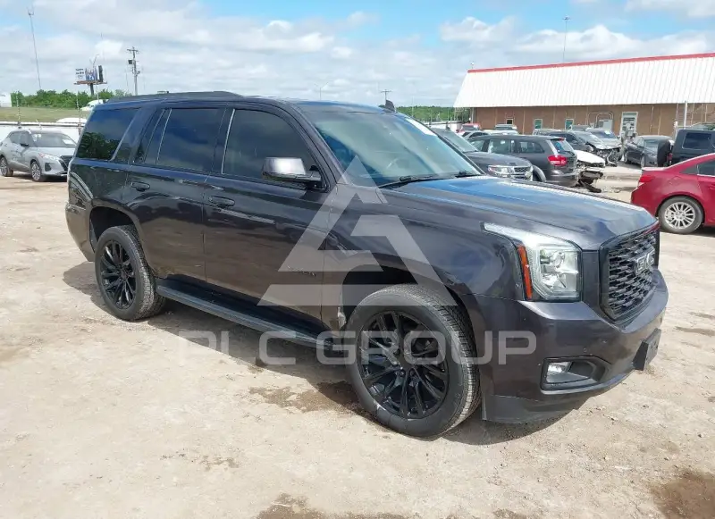 2017 GMC YUKON photo
