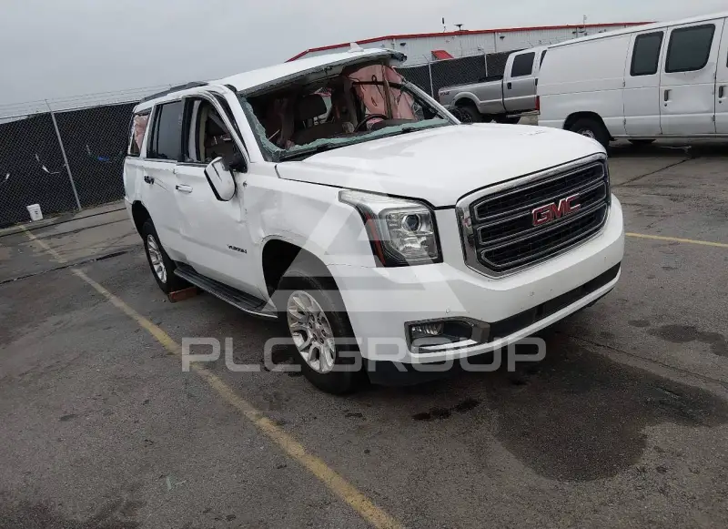 2017 GMC YUKON фото