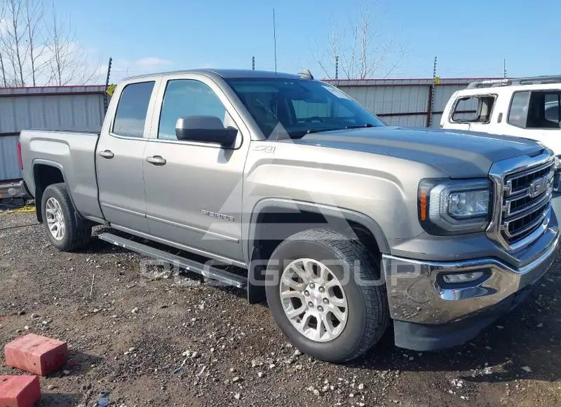 2017 GMC Sierra photo