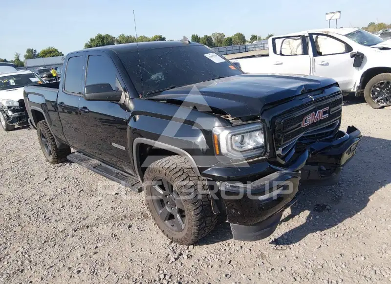 2017 GMC Sierra photo