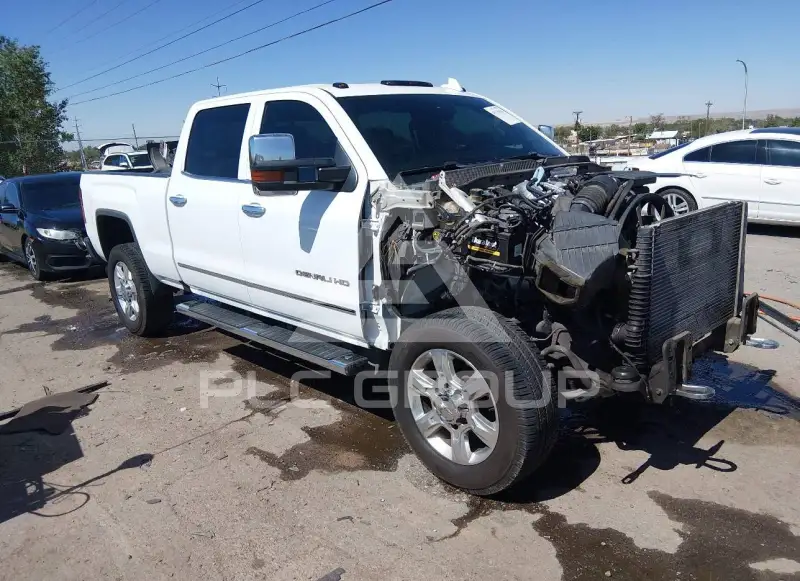 2017 GMC Sierra photo